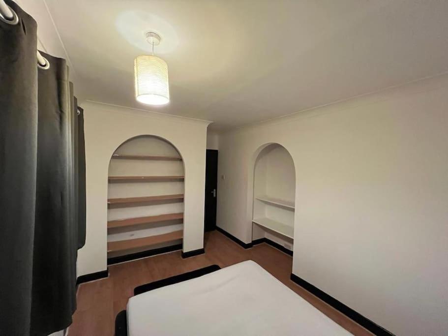 Willa Cheerful 3 Bed House With Free Parking. Nottingham Zewnętrze zdjęcie